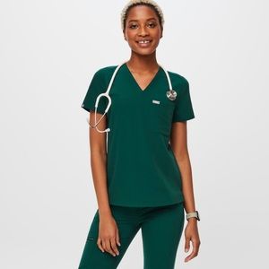 Figs Catarina scrub top